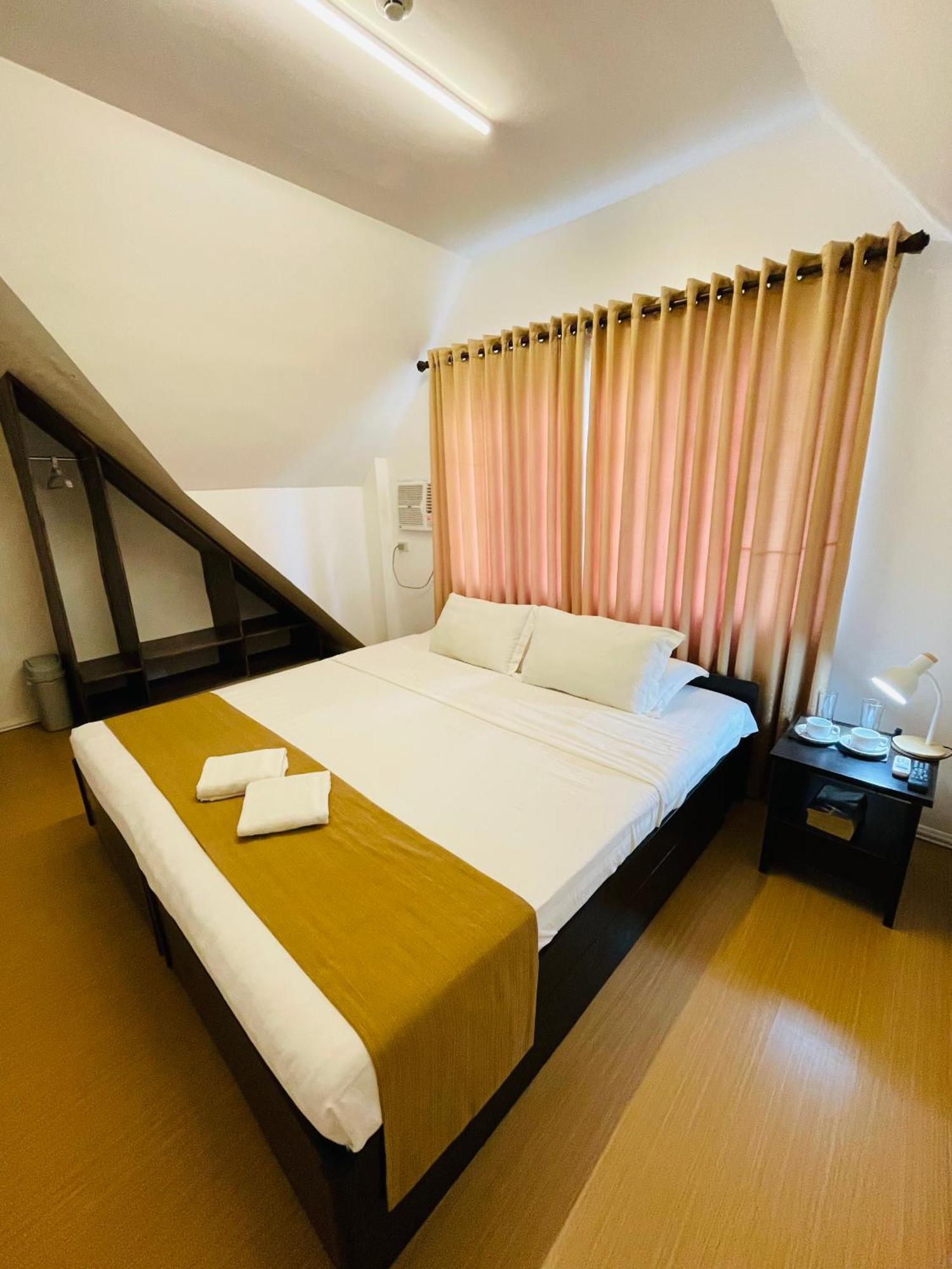 Castle Rock Boracay Aparthotel Yapak ภายนอก รูปภาพ
